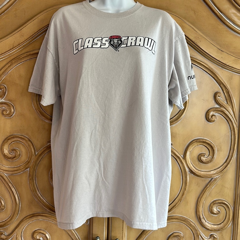 University of New Mexico class crawl tee